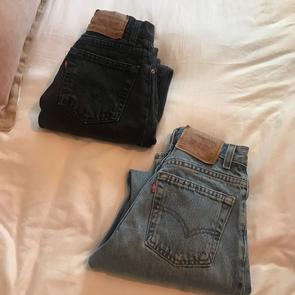 BLACK Levi Mom Jeans